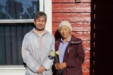 青空ペイント株式会社の青木快公社長とお施主様